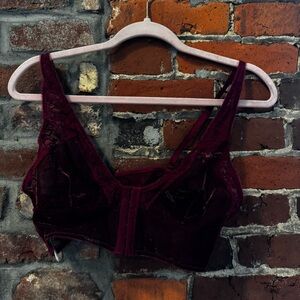 Free People Luxurious Lace Bralette in Rich Burgundy Size LG